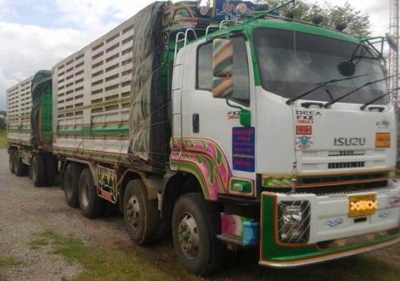 ISUZU DECA FXZ 360 HP EURO2 ปี 52 รถพ่วงแม่+ลูก แม่ 2 คานหน้าจากโรงงาน กะบะดั๊มพ์เหล็กคอกเกษตรของอู่ CT ทรัคกำแพงเพชรสวยจัดทั้งแม่ทั้งลูก ลูก 3 เพลาดั๊มพ์ความยาว 7 เมตร เครื่องแน่นแรงดีเดิมๆ ภายในเก๋งอุปกรณ์ภายในครบเพียบพร้อม ช่วงล่างแน่น ยางสภาพดี 80\% ทั