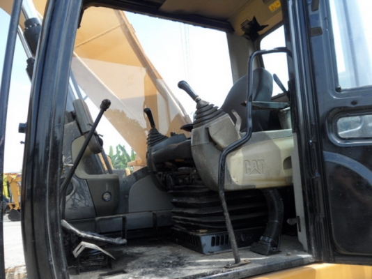 ขาย รถขุดขนาดใหญ่นำเข้า Caterpillar 320D ราคาพิเศษ ขาย รถขุดขนาดใหญ่นำเข้า Caterpillar 320D ราคาพิเศษ