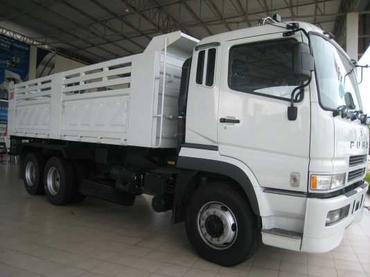 ฟูโซ่พิษณุโลกขายรถบรรทุกใหม่ราคาพิเศษสุดสุด สนใจติดต่อ 091-4651995
