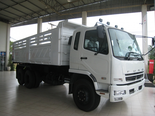 ฟูโซ่พิษณุโลกขายรถบรรทุกใหม่ราคาพิเศษสุดสุด สนใจติดต่อ 091-4651995