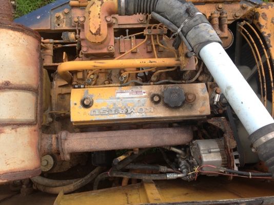 KOMATSU PC 60-5 เครื่องเดิมปั๊มเดิมแห้งดีไม่มีเยิ้ม ภายในเก๋งคอนโทรลยาว หน้าจอครบพร้อม ภายนอกบอดี้รถสวย บูมอาร์มสวยไม่มีปะไม่มีดาม ช่วงล่างเอวแน่นดี โซ่บูทใบแทรกหนาดีประมาณ 60\% พร้อมทำงานได้เลย เอกสารสัญญาซื้อขาย ราคาต่อรองได้ครับ KOMATSU PC 60-5 เครื่องเดิมปั๊มเดิมแห้งดีไม่มีเยิ้ม ภายในเก๋งคอนโทรลยาว หน้าจอครบพร้อม ภายนอกบอดี้รถสวย บูมอาร์มสวยไม่มีปะไม่มีดาม ช่วงล่างเอวแน่นดี โซ่บูทใบแทรกหนาดีประมาณ 60\% พร้อมทำงานได้เลย เอกสารสัญญาซื้อขาย ราคาต่อรองได้ครับ