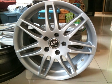 แม็กซ์18นิ้ว Valenza สเปค 5รู114.3 สภาพสวยทุกวงไม่มีเบียดครับ แม็กซ์18นิ้ว Valenza สเปค 5รู114.3 สภาพสวยทุกวงไม่มีเบียดครับ