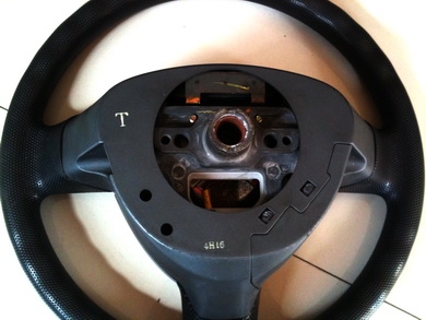 พวงมาลัย AIRBAG Honda jazz Idsi 04-07 สภาพใหม่Tel085-150-9040...P พวงมาลัย AIRBAG Honda jazz Idsi 04-07 สภาพใหม่Tel085-150-9040...P