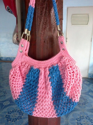 ขออนุญาตขายของหน่อยนะค่ะกระเป๋าถักค่ะทำเองราคาเริ่มต้น350บาท