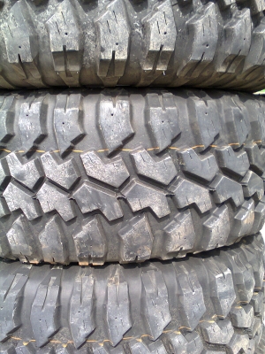 ขายยาง  maxiss 33/12.5/r15