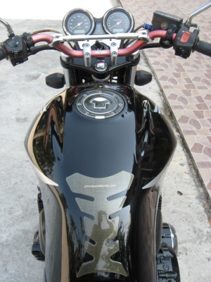 ขาย CB400 SF V-TEC3 Y 04 เอกสารอินวอยท์รถประกอบไม่นาน ราคา 129,000