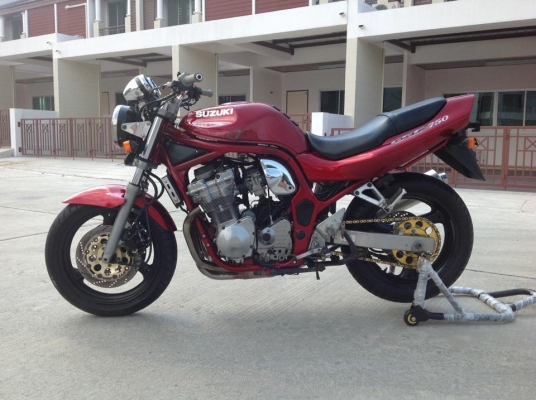 ___NU_RANGSIT___ขาย BANDIT 750cc. ประกอบใหม่ สเปคเมกา ไมล์260 รถเดิมสวยมาก 85000 ต่อรองได้คัรบ