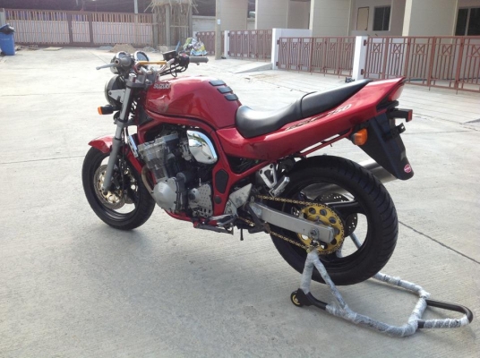 ___NU_RANGSIT___ขาย BANDIT 750cc. ประกอบใหม่ สเปคเมกา ไมล์260 รถเดิมสวยมาก 85000 ต่อรองได้คัรบ