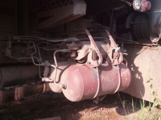 เจ้าของฝากขาย 10 ล้อ ดั้มพ์ สองเพลา โทร 088-4501277