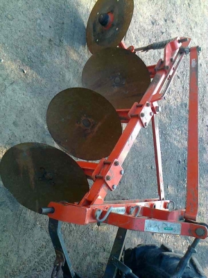 ขาย KUBOTA KRT 140 PTO พร้อมดันหน้า ผาน 3 เล่มพร้อมโอน ขาย KUBOTA KRT 140 PTO พร้อมดันหน้า ผาน 3 เล่มพร้อมโอน