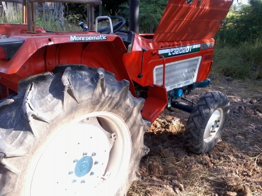 ขายแทรกเตอร์คูโบต้า L3202DT 2เพลา ขายไห้พี่โต  อ.เมือง จ.เลย ขอบคุณพี่เสือและทีมงานครับ