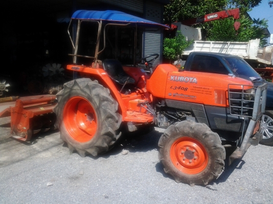 รถไถ ยี่ห้อคูโบต้า รุ่น L3408  พร้อมจอบหมุน กว้าง 1.60 เมตร