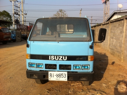 ขายรถ 4 ล้อ ยี่ห้ออีซูซุ TLD สภาพสวย ยางดี พร้อมใช้