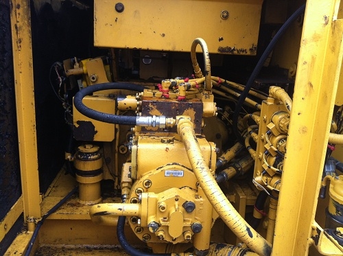 ขาย รถแบคโฮ KOMATSU PC120-5 ลองชมVDOการทำงานครับ ระบบไฟฟ้าเต็ม คอนโทรลสั้น อาร์มยาวพิเศษ แทร็คกว้าง70ซม. นำเข้าจากอเมริกา ติดต่อ 081-2990958