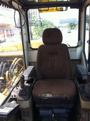 ขาย รถแบคโฮ KOMATSU PC120-5 ลองชมVDOการทำงานครับ ระบบไฟฟ้าเต็ม คอนโทรลสั้น อาร์มยาวพิเศษ แทร็คกว้าง70ซม. นำเข้าจากอเมริกา ติดต่อ 081-2990958