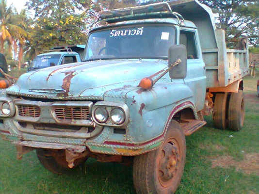 ขายรถ 6 ล้อดั้มหน้ายาวเครื่อง EH 100 ช่วงล่างฟูโซ่ยาง 9 คัสซีสวยมากทะเบียนพร้อมโอนพวงมาลัยพาเวอร์