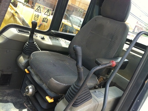 ขายรถแบคโฮ KOMATSU PC160-6K นำเข้าจากญิ่ปุ่น ชมVDOการทำงานได้ครับ ติดต่อ 089-8368497 ขายรถแบคโฮ KOMATSU PC160-6K นำเข้าจากญิ่ปุ่น ชมVDOการทำงานได้ครับ ติดต่อ 089-8368497