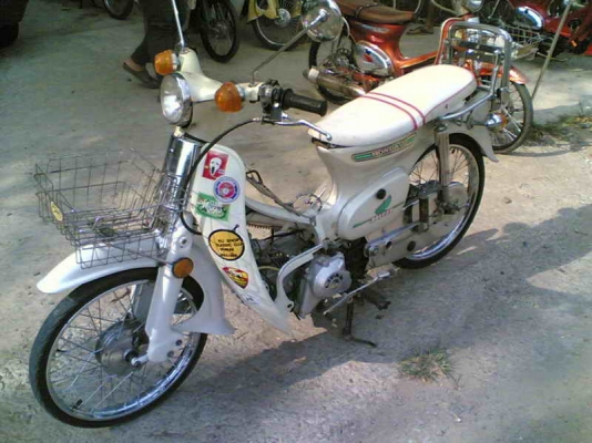 ขาย C70(ขาวมุข) เครื่อง LF125 เอกสารเครื่อง เครื่องสมบูรณ์โครงไม่ผุสีสวย ขาย 19500 บาท