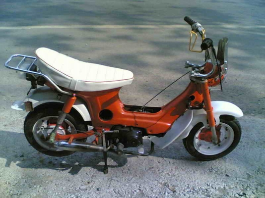 ขายฮอนด้าชาลี(ส้ม) เครื่องเดิมแต่งนิดหน่อย ขายตามสภาพ ขาย 11500 บาท