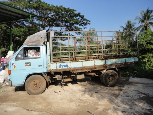 6 ล้อ ISUZU NKR 110 แรง เครื่อง 4BE1 เกียร์สั้น ห้างแท้