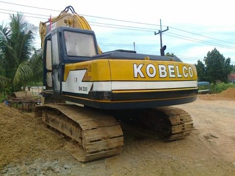 ขายรถแบคโฮ โกเบ รุ่น 3 เก่งน้ำเงิน สนใจ ติดต่อ คุณ ธีรเดช( โทร 0810873744 )