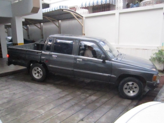 ด่วนๆคนหากันเยอะ! Toyota Hero 4ประตูพร้อมใช้เครื่องดีเซล2.45แน่นๆวิ่ง120ยังเหลือ แม็ก แอร์+cd ถ้าหาอยู่ก็อย่าช้าครับ อยู่กทมครับ.