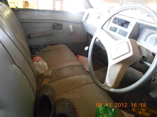 ขาย ISUZU KB 2200 ประหยัด แซสซีสวย ไม่มีผุ  เครื่องแน่นไม่มีไอ  ทะเบียนพร้อมโอน