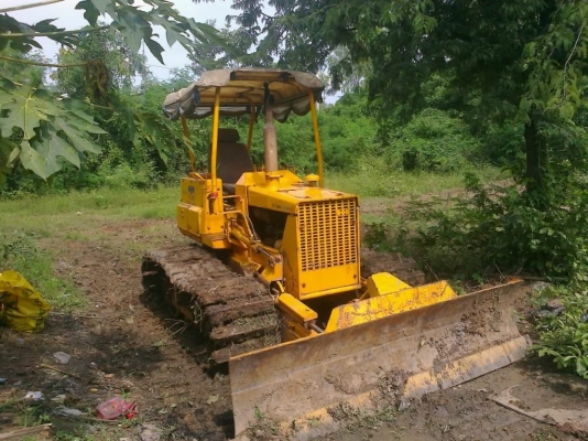 รถแทรกเตอร์  KOMATSU D20P-5 พร้อมใช้งานเจ้าของขายเอง