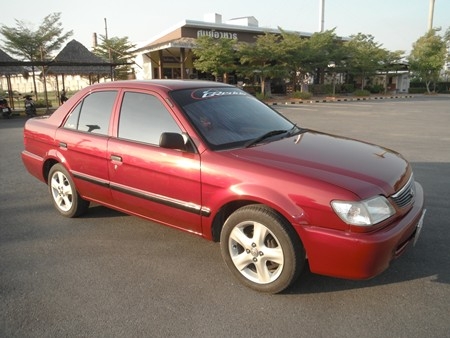 ขาย TOYOTA ไฟท้าย หยดน้ำ ปี 2002 พวงมาลัยพาวเวอร์ สภาพสวย ดาวน์ 29,000 บาท แอร์เย็นฉ่ำ ติดเเก็ส LPG