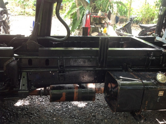 รถ6ล้อIsuzu. 120hp ฝาขาวดั้มสามมิตร สวยพร้อมใช้งาน สนใจ ติดต่อ 080-1405528