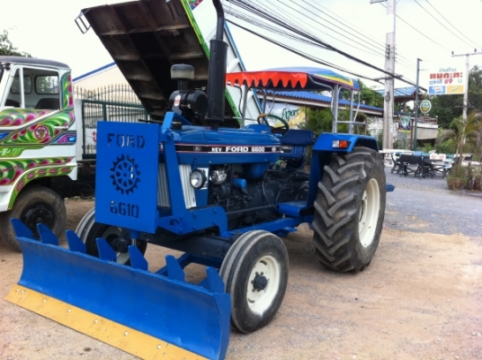 ขายรถรถไถ แทรกเตอร์ FORD เสื้อลาย เครื่องฟิต ยางดี หาง 1 ชุด ใบมีดดันหน้าพร้อม ราคาถูก ทะเบียนพร้อมโอน ขายรถรถไถ แทรกเตอร์ FORD เสื้อลาย เครื่องฟิต ยางดี หาง 1 ชุด ใบมีดดันหน้าพร้อม ราคาถูก ทะเบียนพร้อมโอน