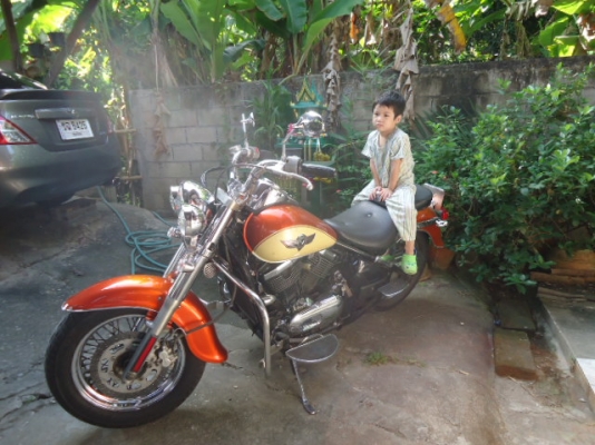 VULCAN CLASSIC 400 สภาพดี เครื่องแน่นๆ พร้อมสรรพสามิต และมี พรบ. ราคา 96,000.- VULCAN CLASSIC 400 สภาพดี เครื่องแน่นๆ พร้อมสรรพสามิต และมี พรบ. ราคา 96,000.-