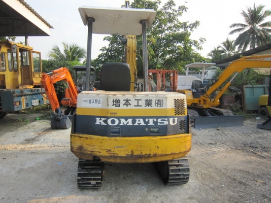 ขาย รถขุดเล็ก KOMATSU  รุ่น PC30-6- แทร็กเหล็ก มือสองญี่ปุ่น