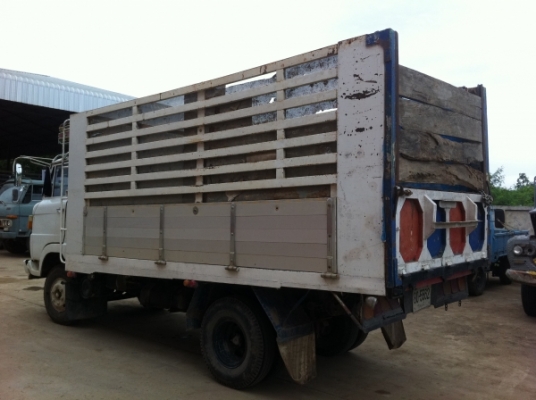 ขายรถบรรทุก 6 ล้อ ดั้ม คอกเกษตร ยี่ห้อ ฮีโน่ รุ่น KM310 เครื่อง 110 แรง ยางดี 6 เส้น พร้อมใช้ 80\% ขายรถบรรทุก 6 ล้อ ดั้ม คอกเกษตร ยี่ห้อ ฮีโน่ รุ่น KM310 เครื่อง 110 แรง ยางดี 6 เส้น พร้อมใช้ 80\%