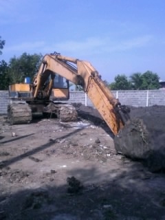 ขาย komatsu PC 200-3 ขาย komatsu PC 200-3