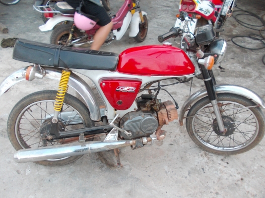 Suzuki A100 สภาพดี 6000.- ขายถุกๆครับต่อลองได้