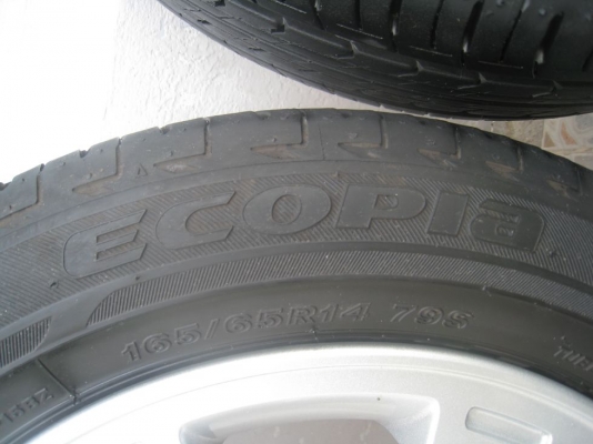 ขายล้อแม็กเดิม MITSUBISHI MIRAGE 14" 4/100+ ยางปี 12   (081-3747940)