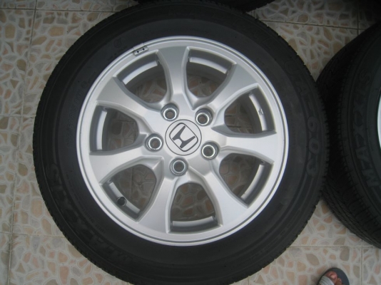 ขายล้อแม็กเดิม HONDA CIVIC 15"x6" 5/114 et45 + ยางปี 08,09(081-3747940)