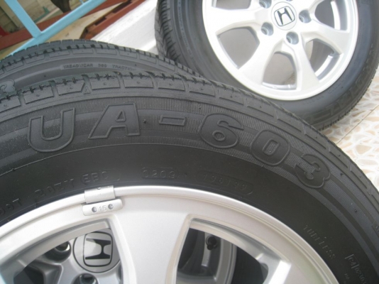 ขายล้อแม็กเดิม HONDA CIVIC 15"x6" 5/114 et45 + ยางปี 08,09(081-3747940)