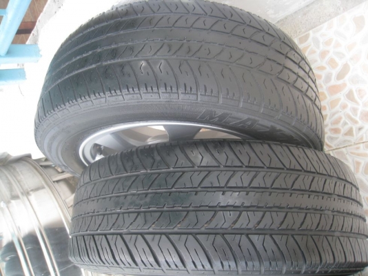 ขายล้อแม็กเดิม HONDA CIVIC 15"x6" 5/114 et45 + ยางปี 08,09(081-3747940)