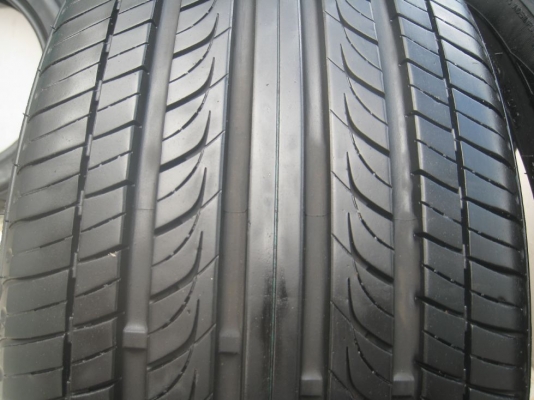 ขายยาง deestone vincente r302 225/45zr18 ปี12 (1คู่) (081-3747940)