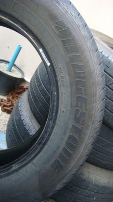 ขายยาง BRIDGESTONE DURAVIS 215/65 R16 ปี 11สัปดาห์ที่ 37 ขาย 4 เส้นราคา 3,000 บาท T.083-999-9385