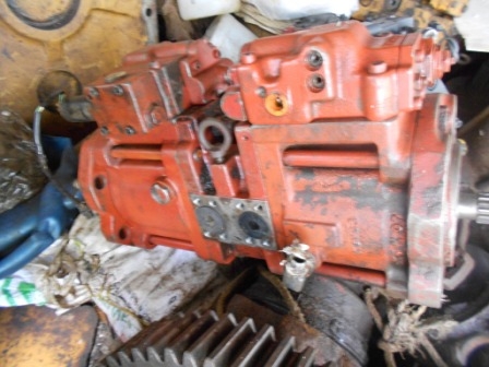 ขายปั๊มแบ็คโฮ sk 120 K3V63DT สภาพสวย 65000บาท โทร 0850853022 ขายปั๊มแบ็คโฮ sk 120 K3V63DT สภาพสวย 65000บาท โทร 0850853022