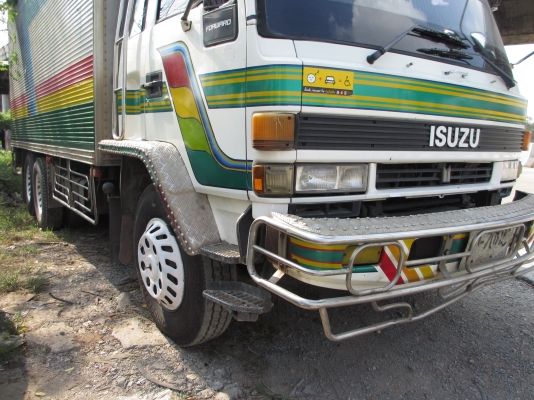 ขาย 10ล้อ ISUZU Rocky 1 เพลา 195 แรง ตู้เปียก สภาพสวยตามรูป