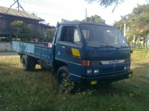 ขาย 6ล้อ อีสุ NPR59LU5M 115แรงปี 36 เครื่อง4BD1 115แรง แน่นๆ เกียร์สั้น ช่วงล่างเดิมๆ คัสซีสวย ไม่ผุ ไม่บวม ยาง 7.50 ดี 6เส้น กระบะคาโก้ ยาว 4.30 เมตร พื้นไม้ ไม่ผุ ภายในสวย คอนโซลครบ เบาะไม่ขาด พร้อมใช้งาน ***ขายแล้วครับ ขอบคุณ Truck2hand