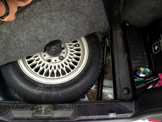 1996 BMW, 318 i (4Dr) โฉม นกแก้ว E36 แต่งพองาม 280000 แล้วด่วนๆ