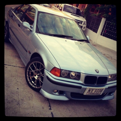 BMW, 318 i (4Dr)  1996 โฉม นกแก้ว E36 สีฟ้า เกียร์ออโต้