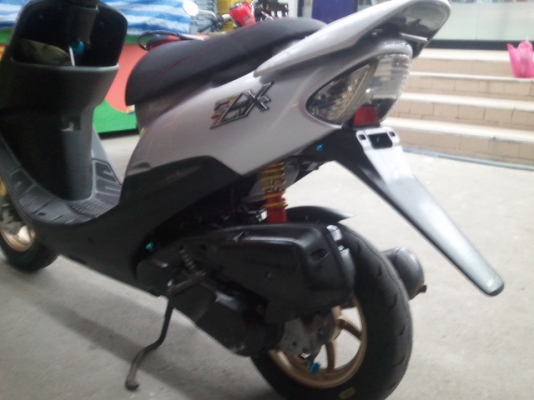 ขาย Dio ZX AF34 (ตัวtop) สภาพปั้นต่อหน่อยหล่อเลยคับ ราคา 13500 บาท