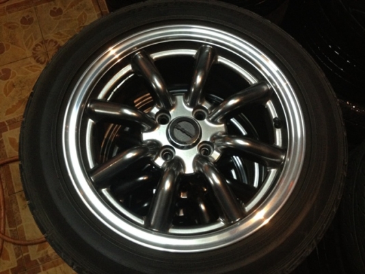 ขายแม็กซ์มือ2 กล้วย ขอบ15 กว้าง7 ออฟ 35 4/100+ ยางปี09 ราคา9,900 บาท