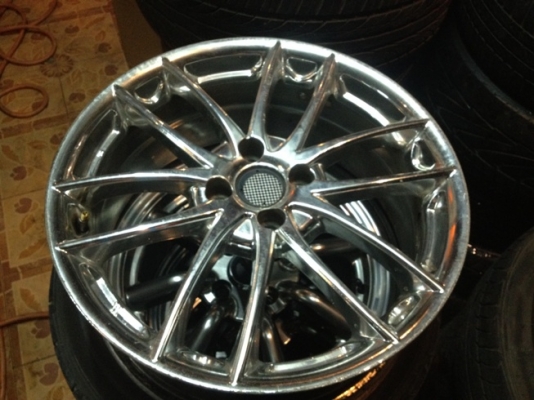 ขายแม็กซ์มือ2 ขอบ17 สีโครเมียม 4 รู100 มี 4 วง ราคา 6,300บาท